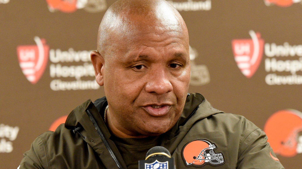 Fired Browns coach disputes owner’s claim of ‘discord’